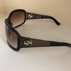 Gucci sunglasses. Authentic. Like new.